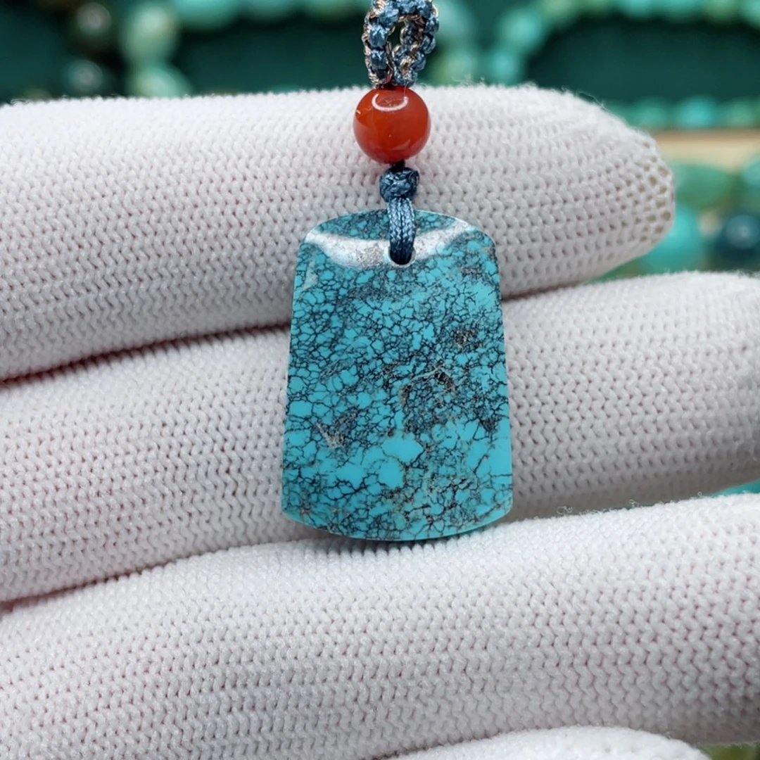 绿松石未镶嵌颈饰森*