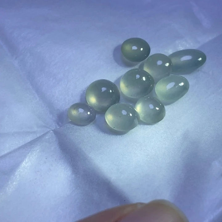 定制翡翠未镶嵌天然翡翠A货