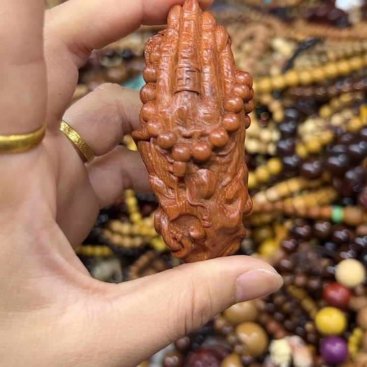 维腊木（绿檀）无事牌