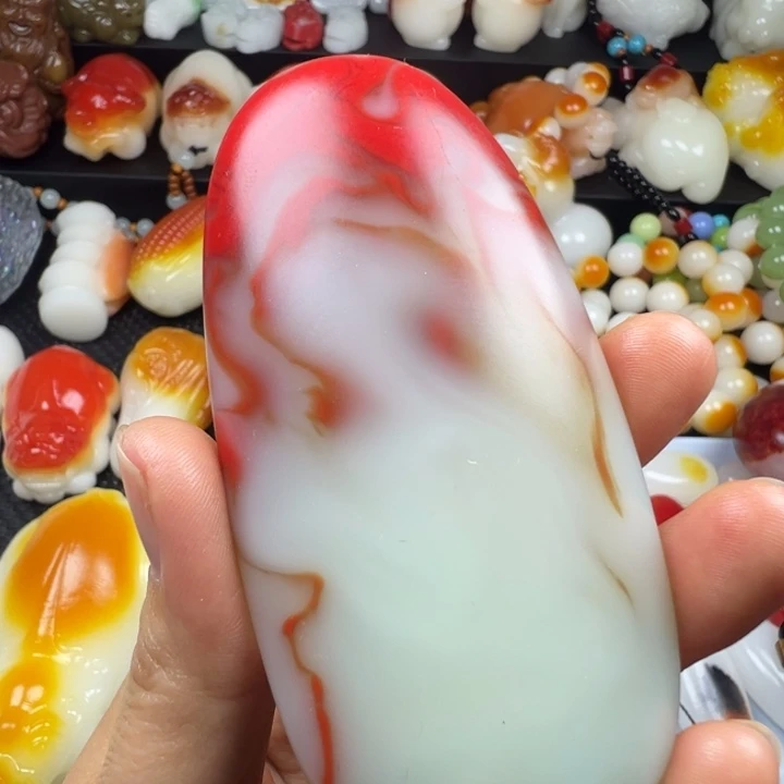 新疆戈壁五彩石金丝