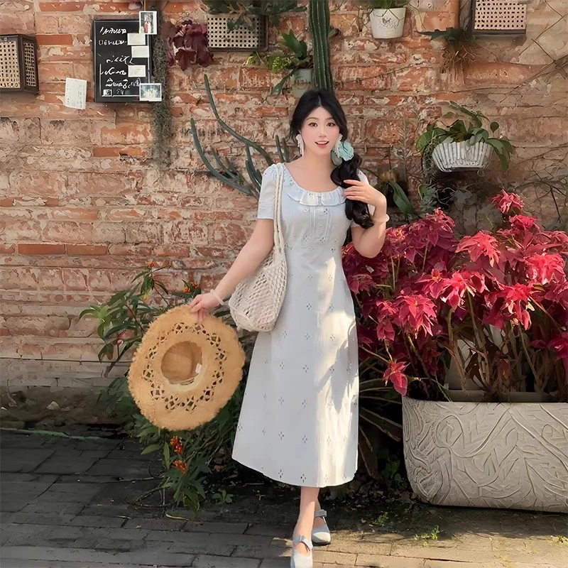 法式温柔黄色镂空碎花连衣裙子女夏季2025新款小个子掐腰气质长裙