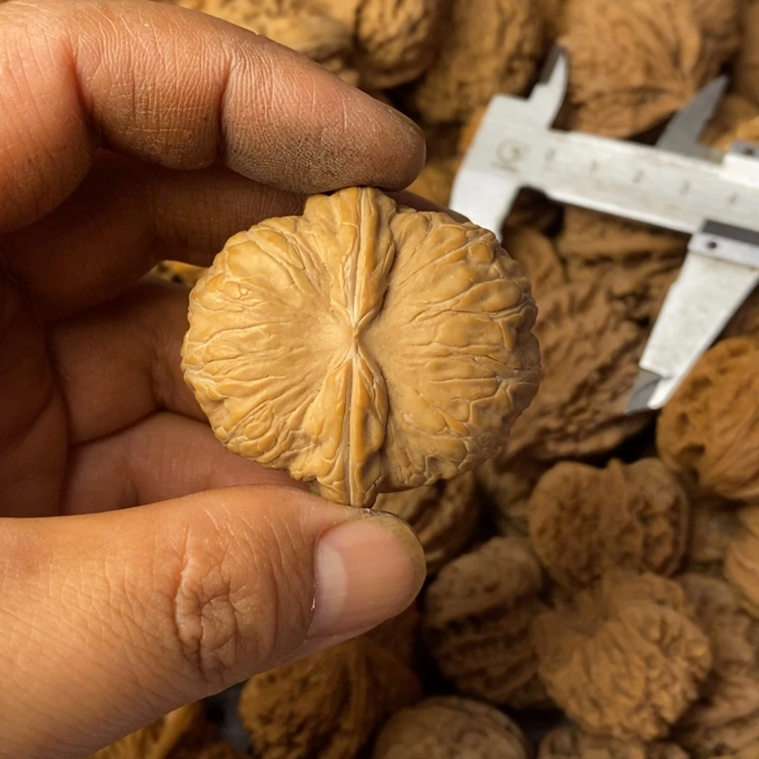 之***赵文玩核桃吊坠元宝