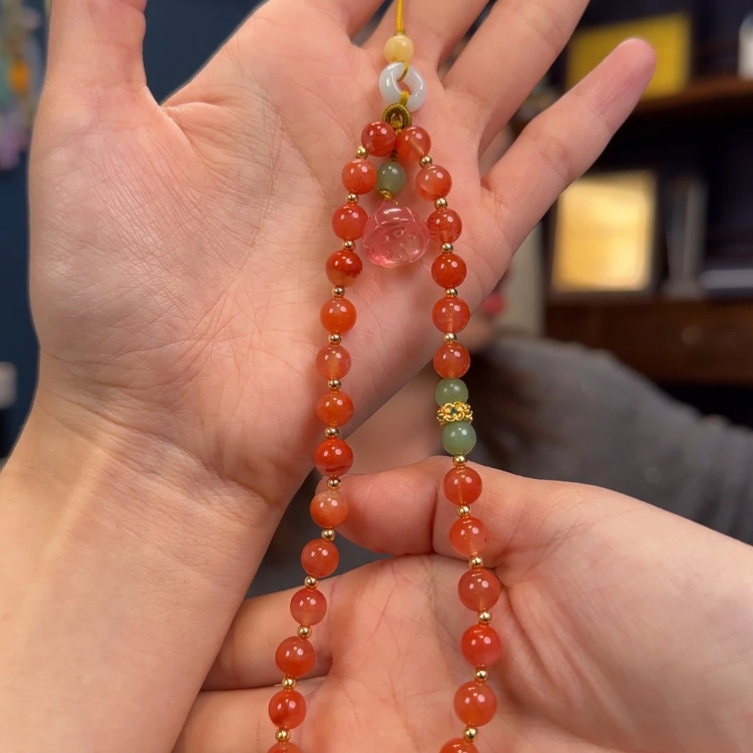 南红玛瑙未镶嵌颈饰