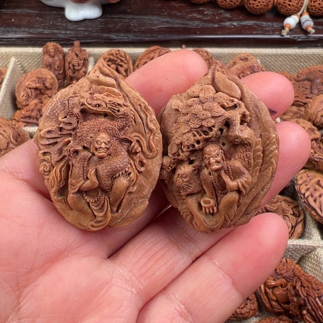 桃核吊坠桃核雕刻