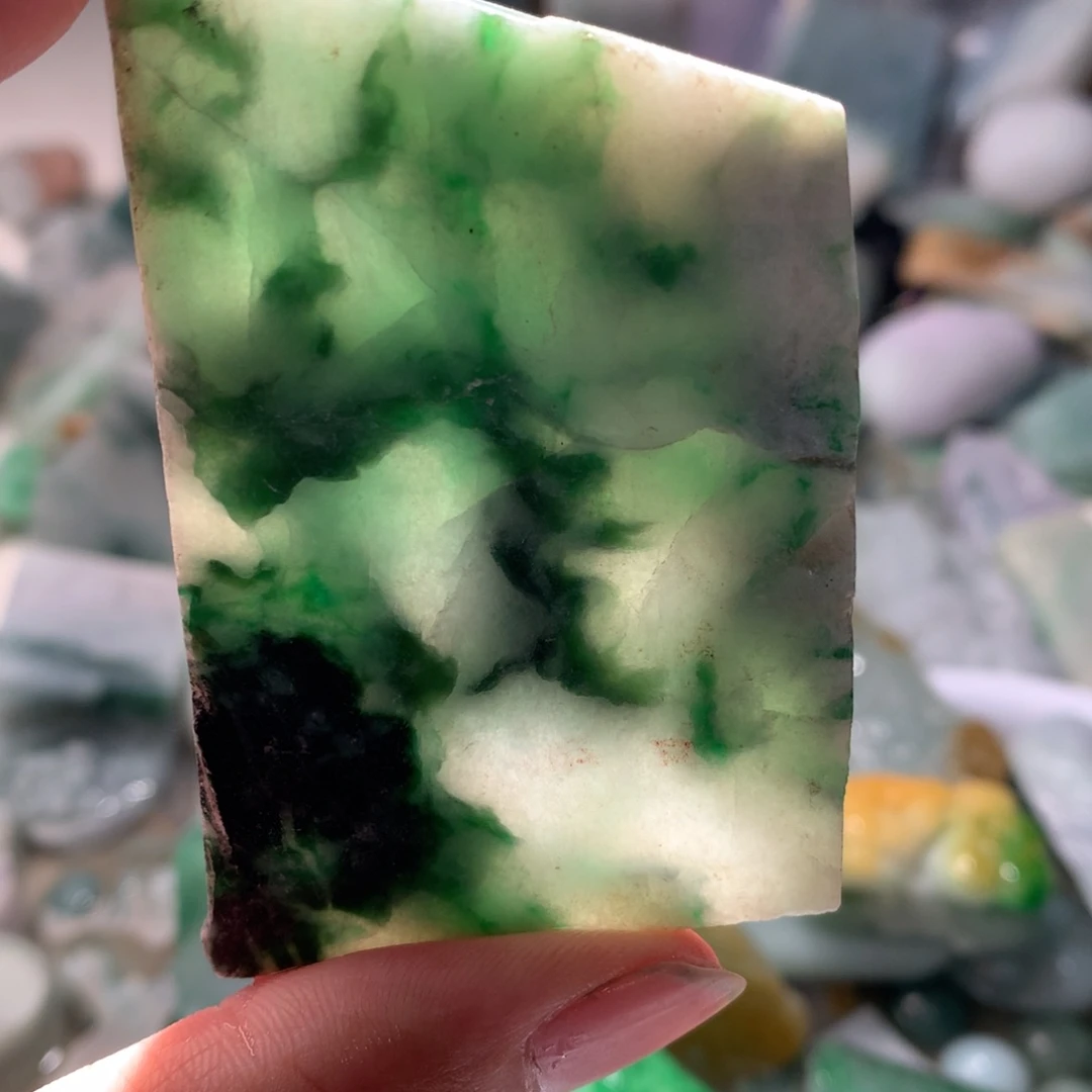 翡翠裸石翡翠原石片料