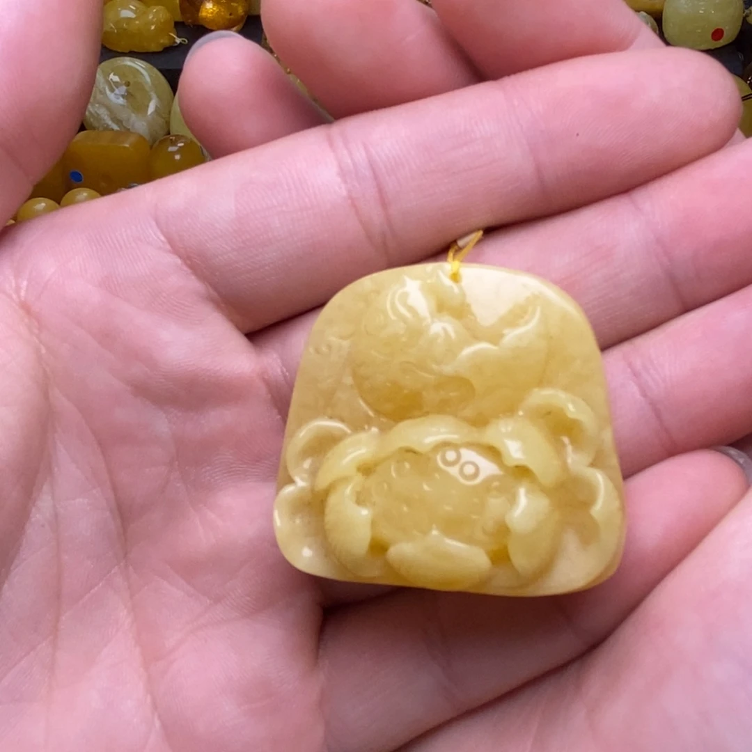 琥珀未镶嵌裸石蜜蜡