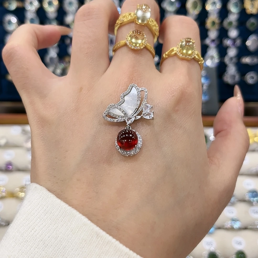 石榴石女款银S925镶嵌山*.吊坠1