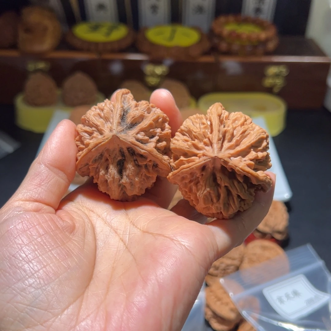 伟***9把件文玩核桃帝王