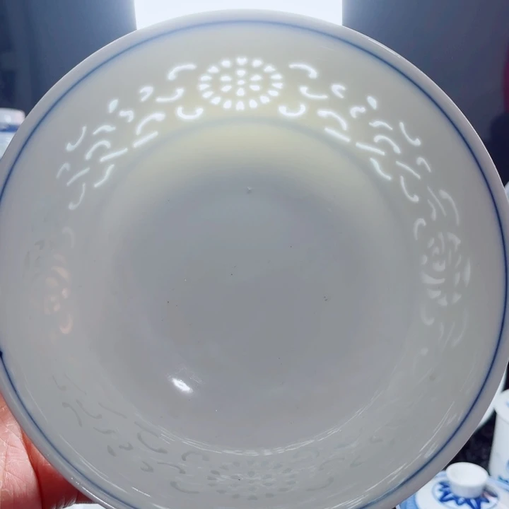 青花玲珑7寸面碗满雕双福双线