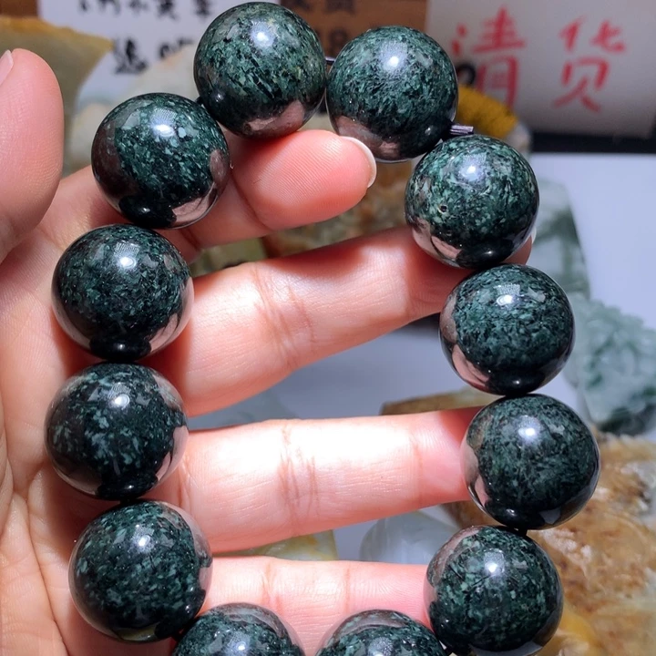 翡翠未镶嵌颈饰保真天然A货翡翠