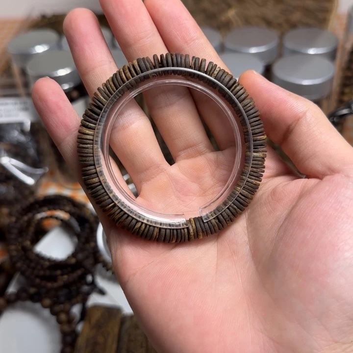 沉香碎屑沉香奇楠沉香08药片珠单圈发一条