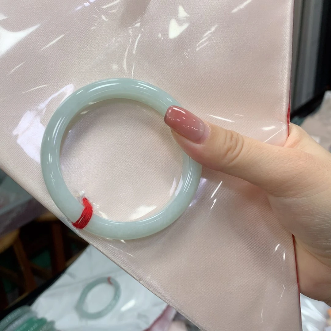 翡翠手镯未镶嵌蕊***蜜买断