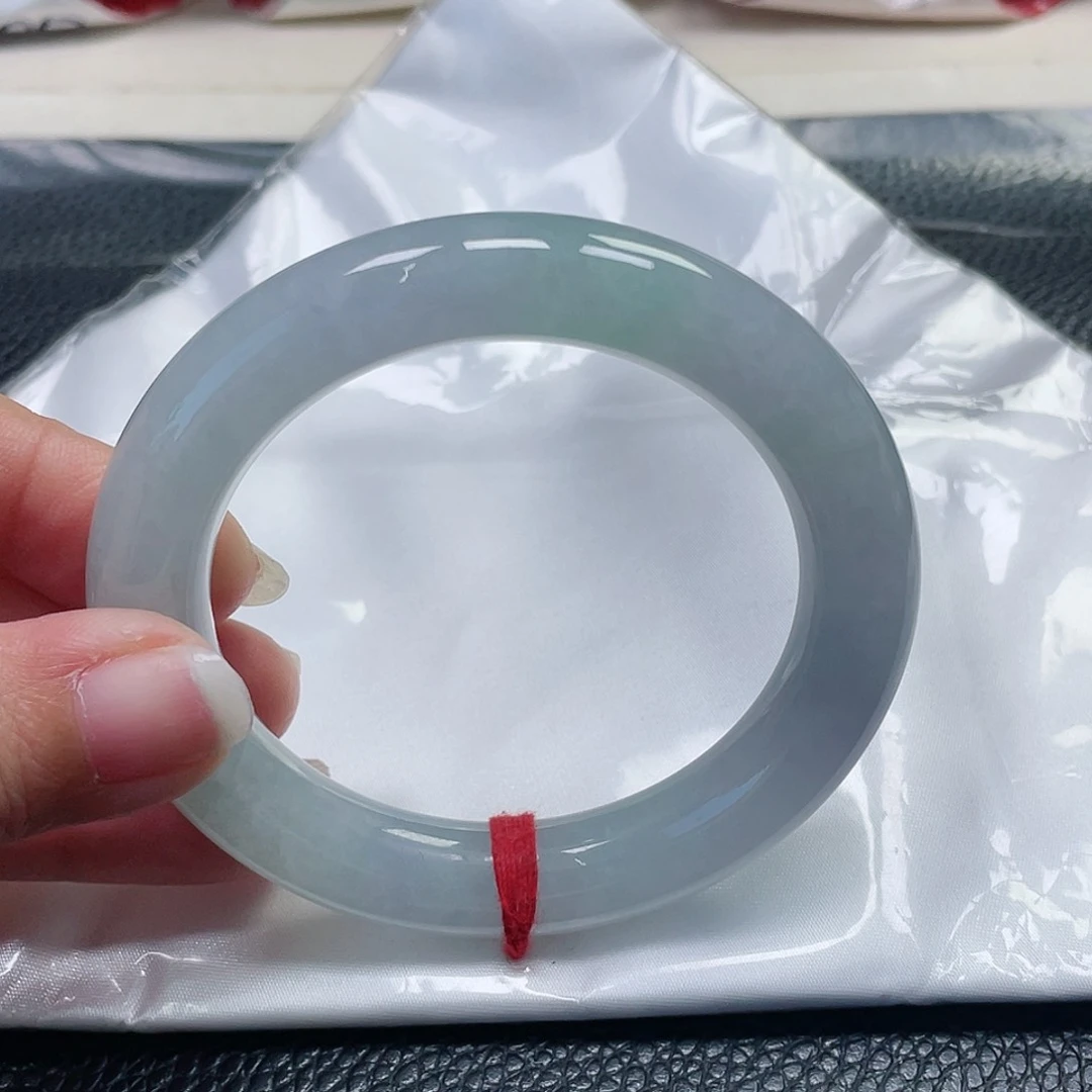 未镶嵌手镯（圆镯）翡翠缅甸翡翠55
