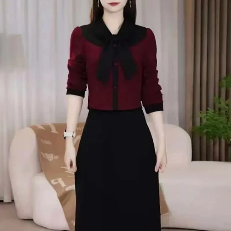 【连衣裙】2025冬装新款时尚小香风洋气收腰显瘦假两件连衣裙