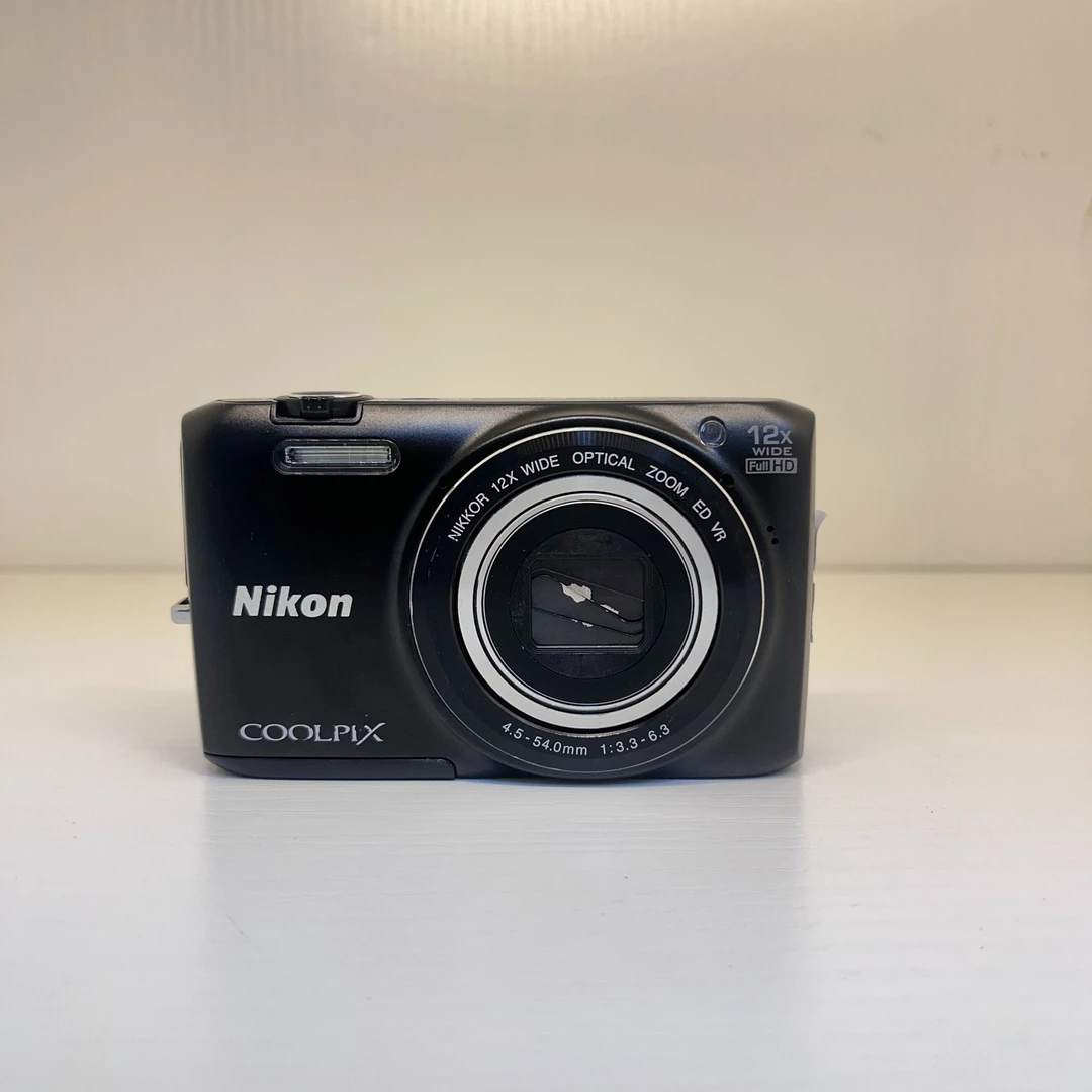 95新 Nikon/尼康 S6800 支持WIFI传图 1200万像素12倍变焦 小长焦