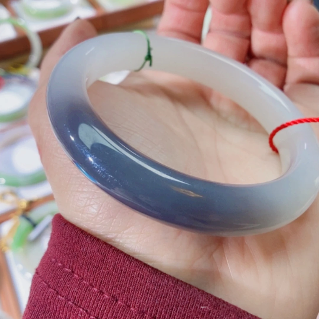 【闪购商品】未镶嵌手镯和田玉