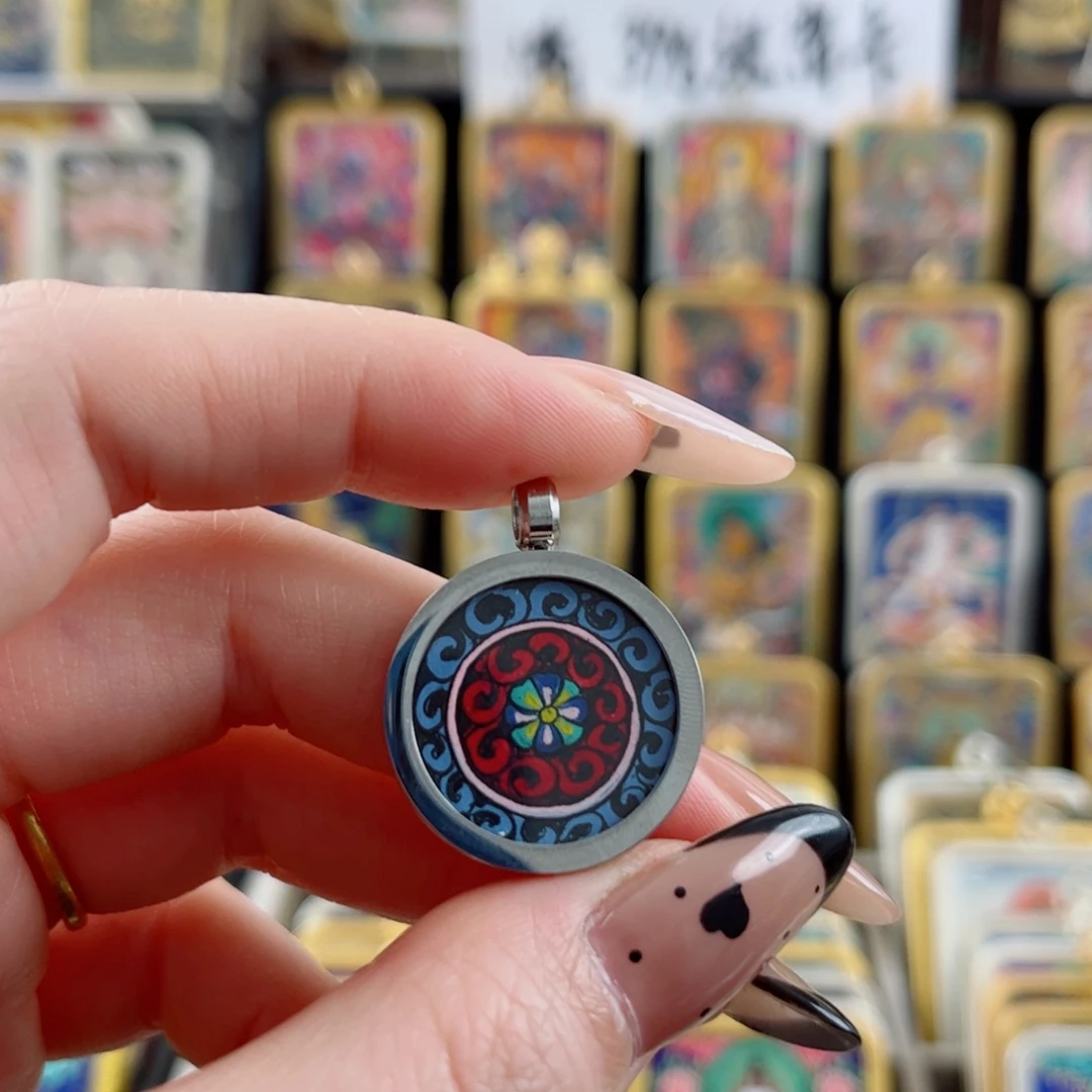 吊坠咒轮 纯手绘唐卡