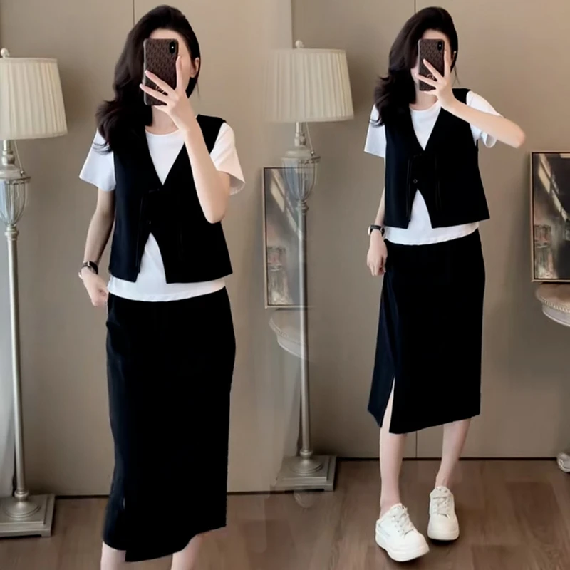 设计感休闲运动服套装女2026年夏新款高级感马甲短袖半身裙三件套