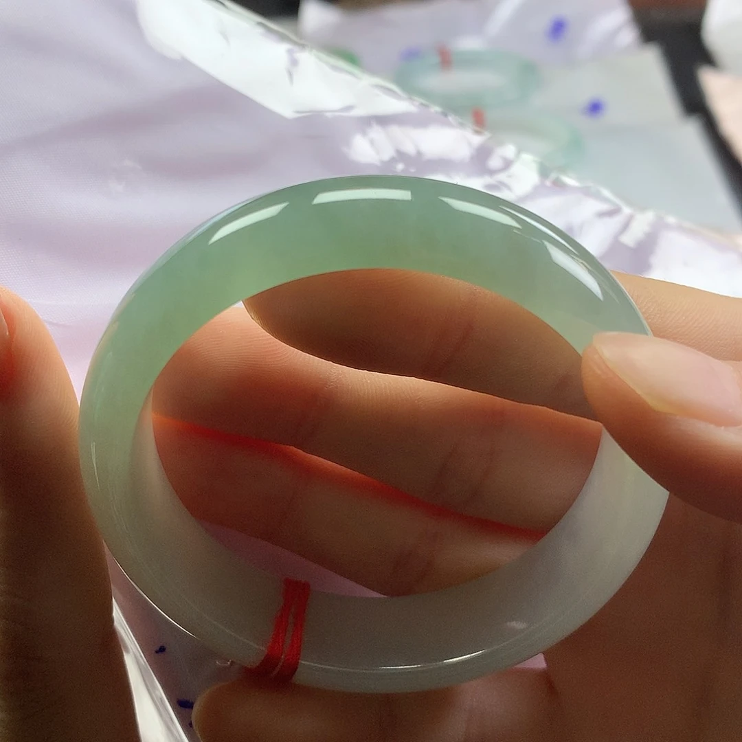 未镶嵌手镯翡翠翡翠
