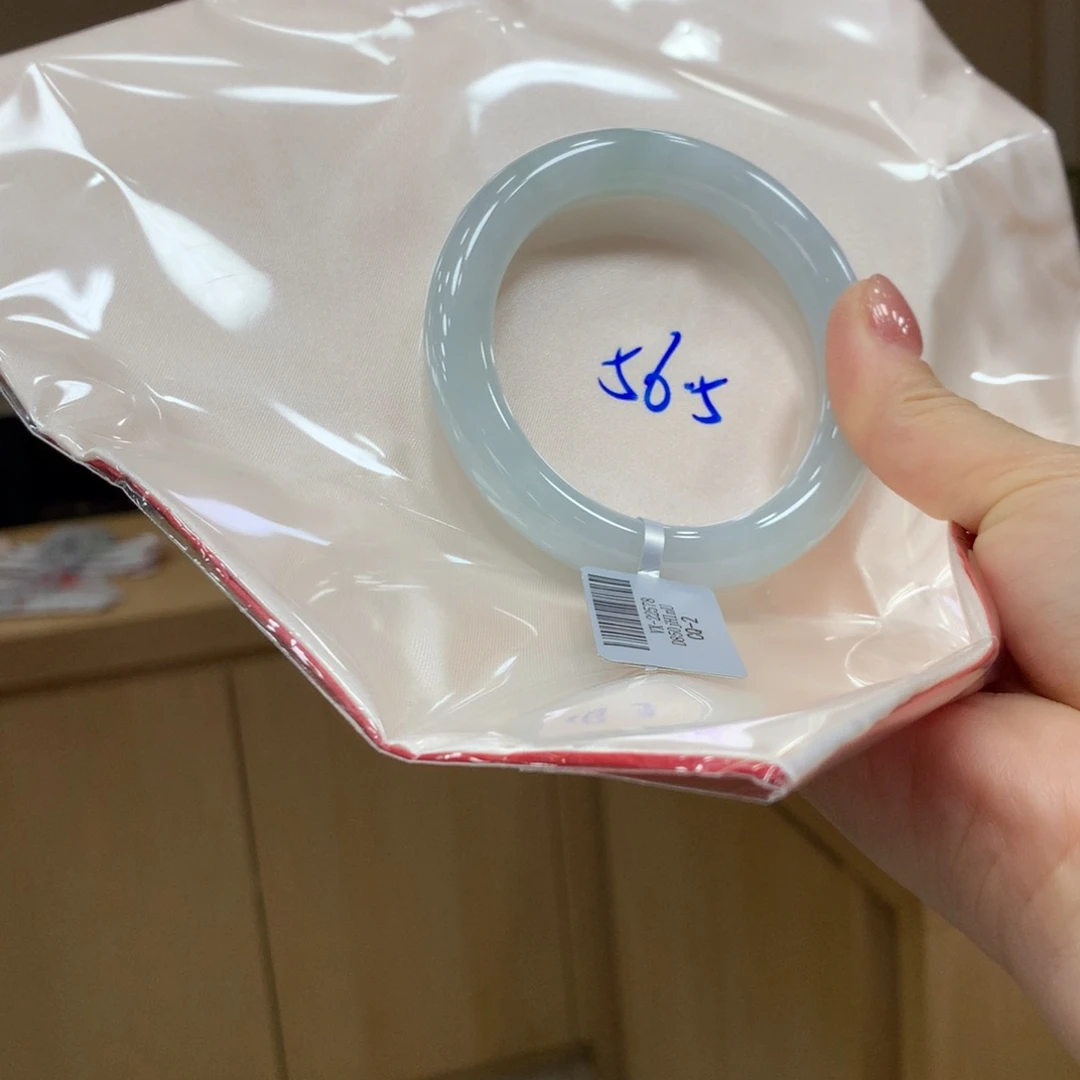 未镶嵌手镯翡翠不退不换