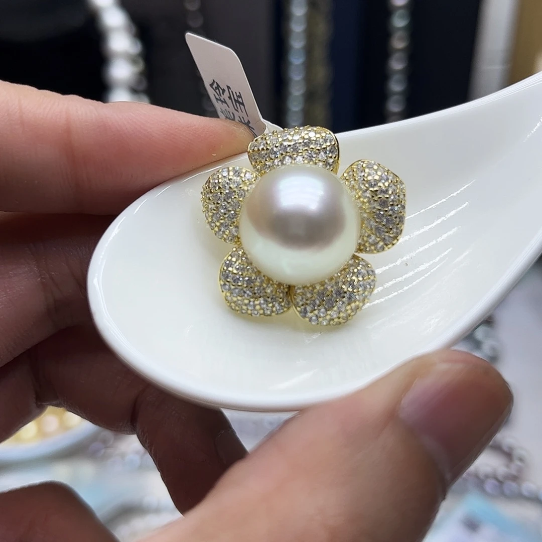 未镶嵌颈饰海水珍珠