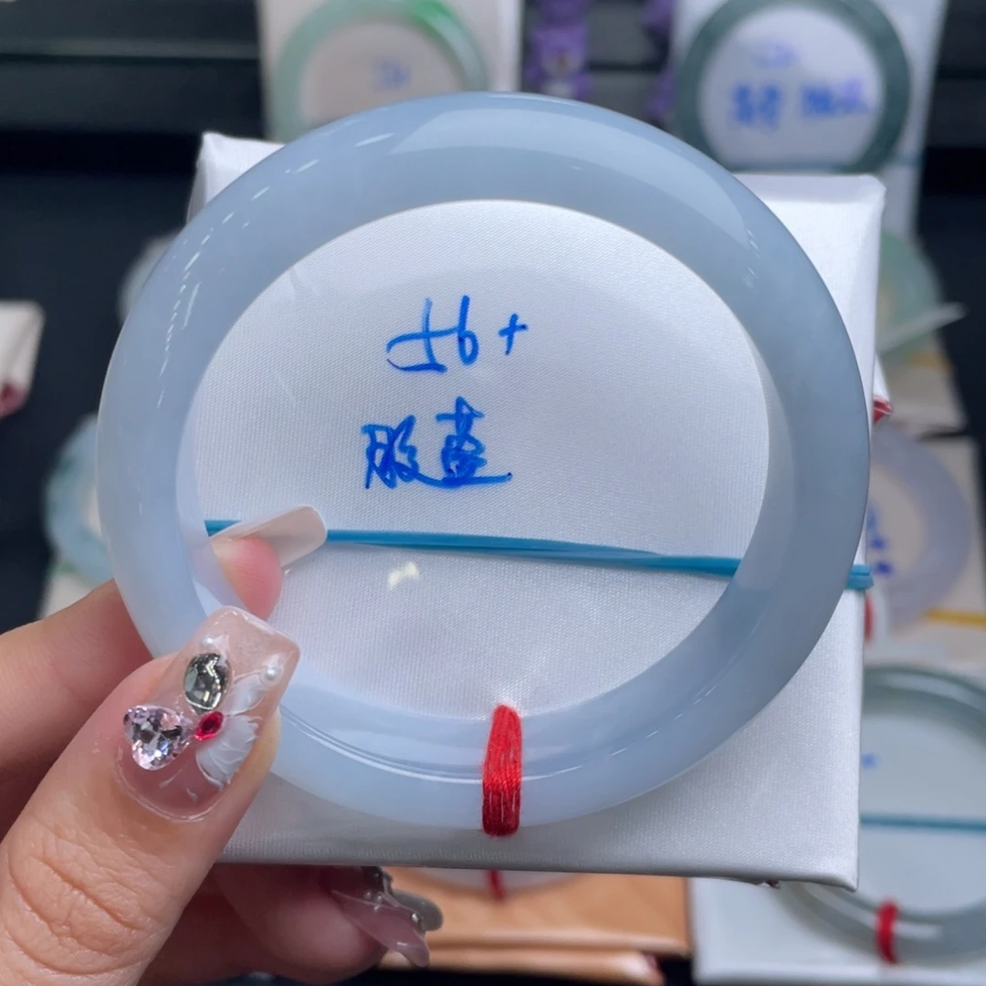 翡翠未镶嵌手镯翡翠手镯