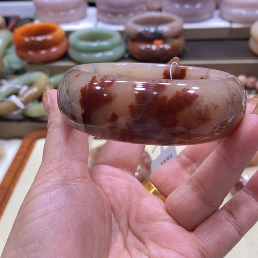 【闪购商品】未镶嵌手镯石英质玉谈**生