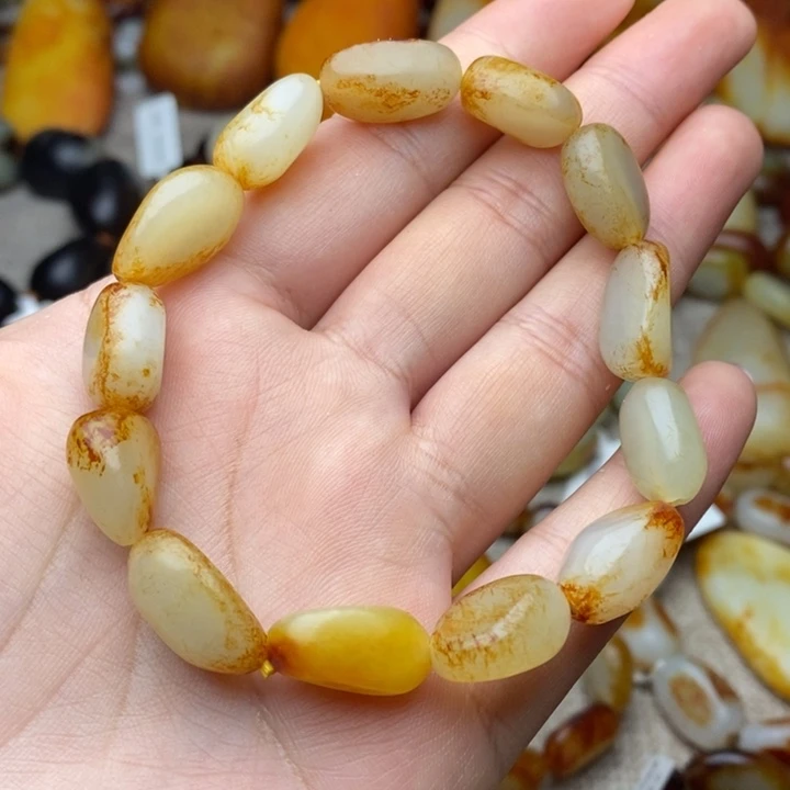 和田玉未镶嵌手链