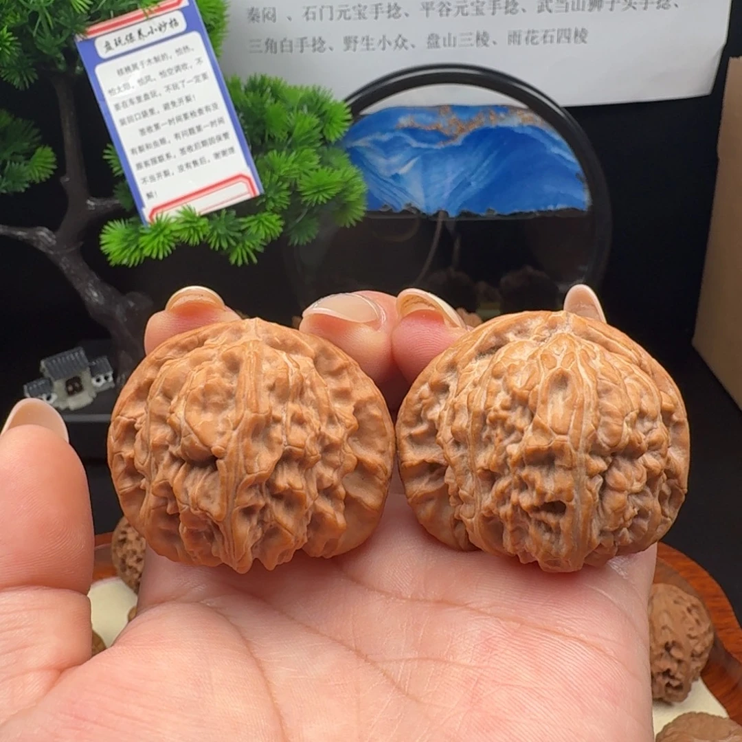 吊坠文玩核桃全品白狮子44