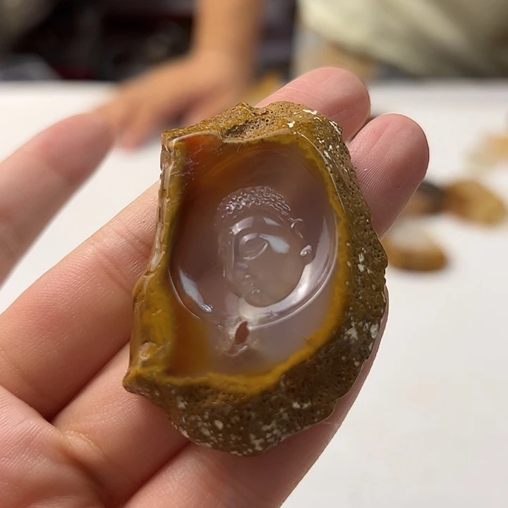 未镶嵌颈饰玛瑙/玉髓