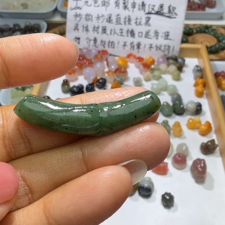 和田玉未镶嵌珠宝奇石