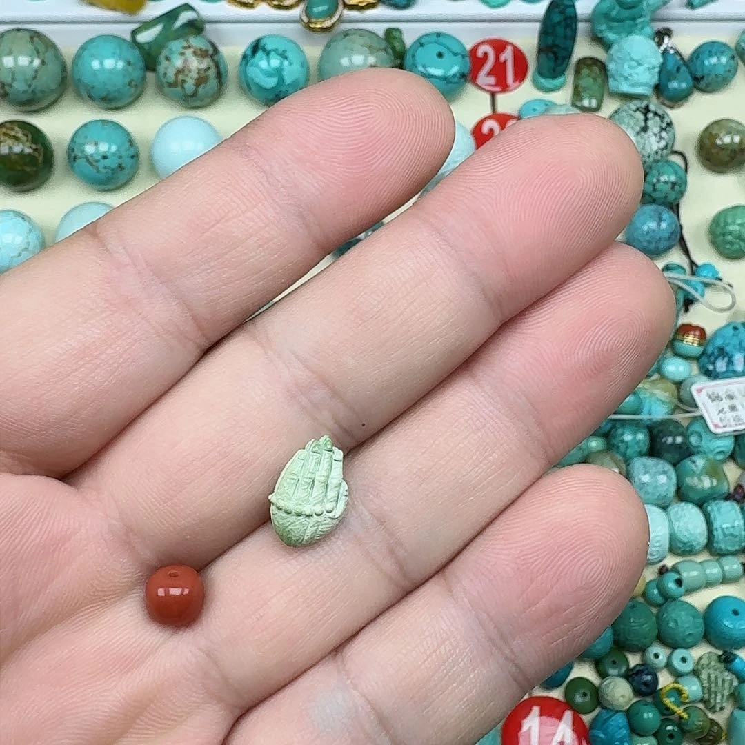 未镶嵌配饰南红玛瑙