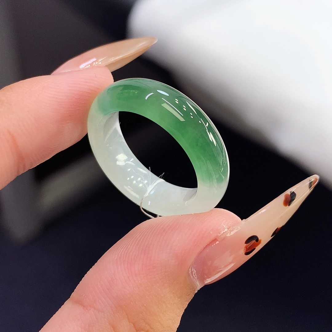 翡翠未镶嵌戒指15号