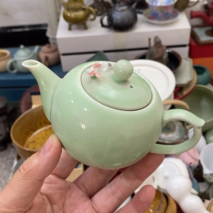陶瓷艺术品及陶瓷壶壶