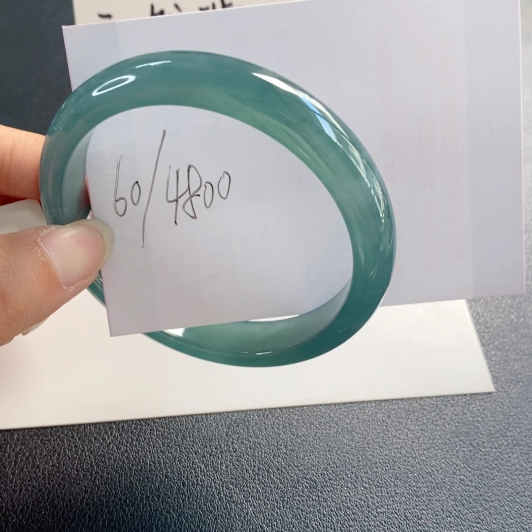 未镶嵌手镯翡翠天然翡翠