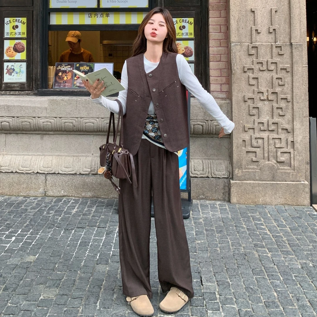 复古风棕色系内搭马甲阔腿裤三件套女2025秋季新款气质温柔显白
