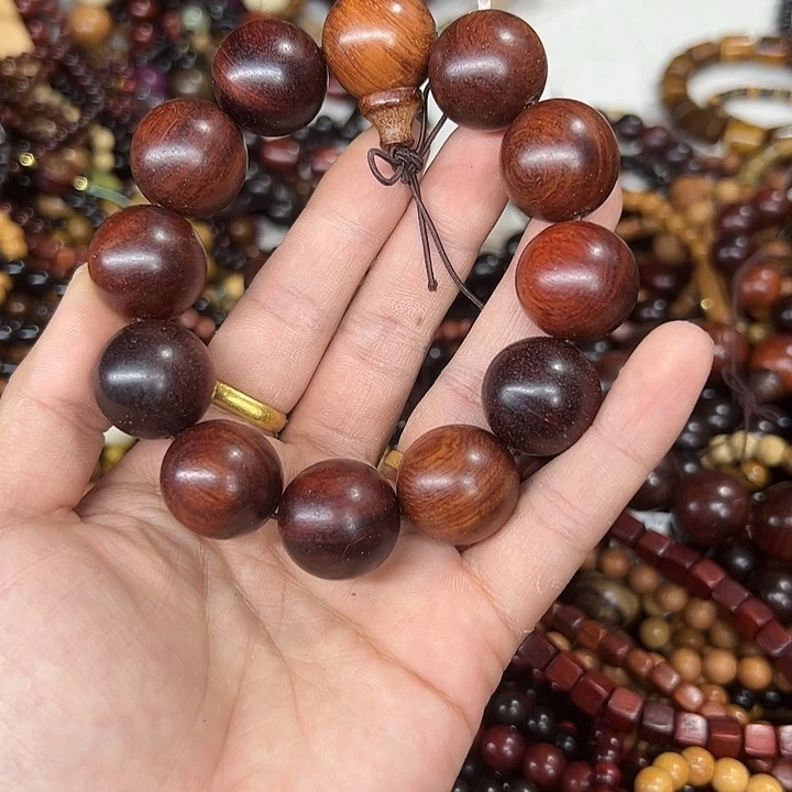 维腊木（绿檀）无事牌