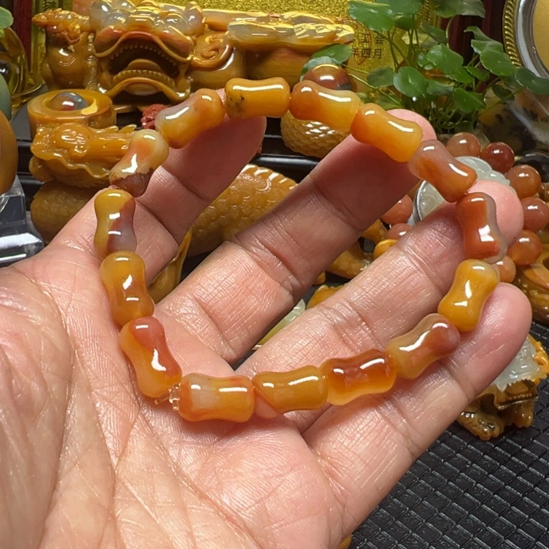 石英质玉未镶嵌颈饰