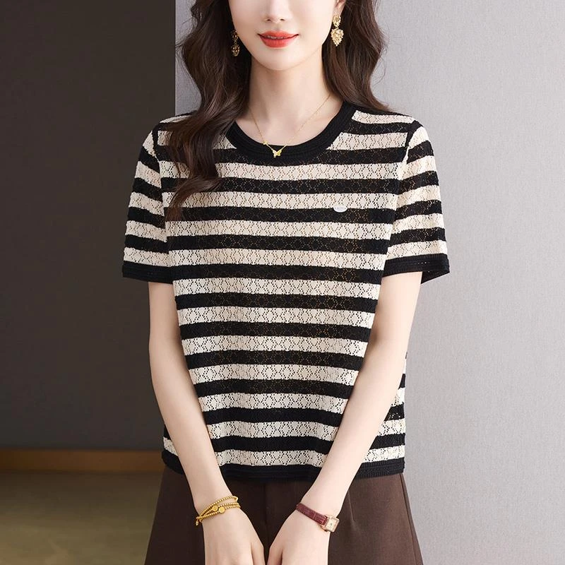 条纹时尚针织衫t恤女短袖夏季2025新款中年妈妈镂空薄款打底上衣