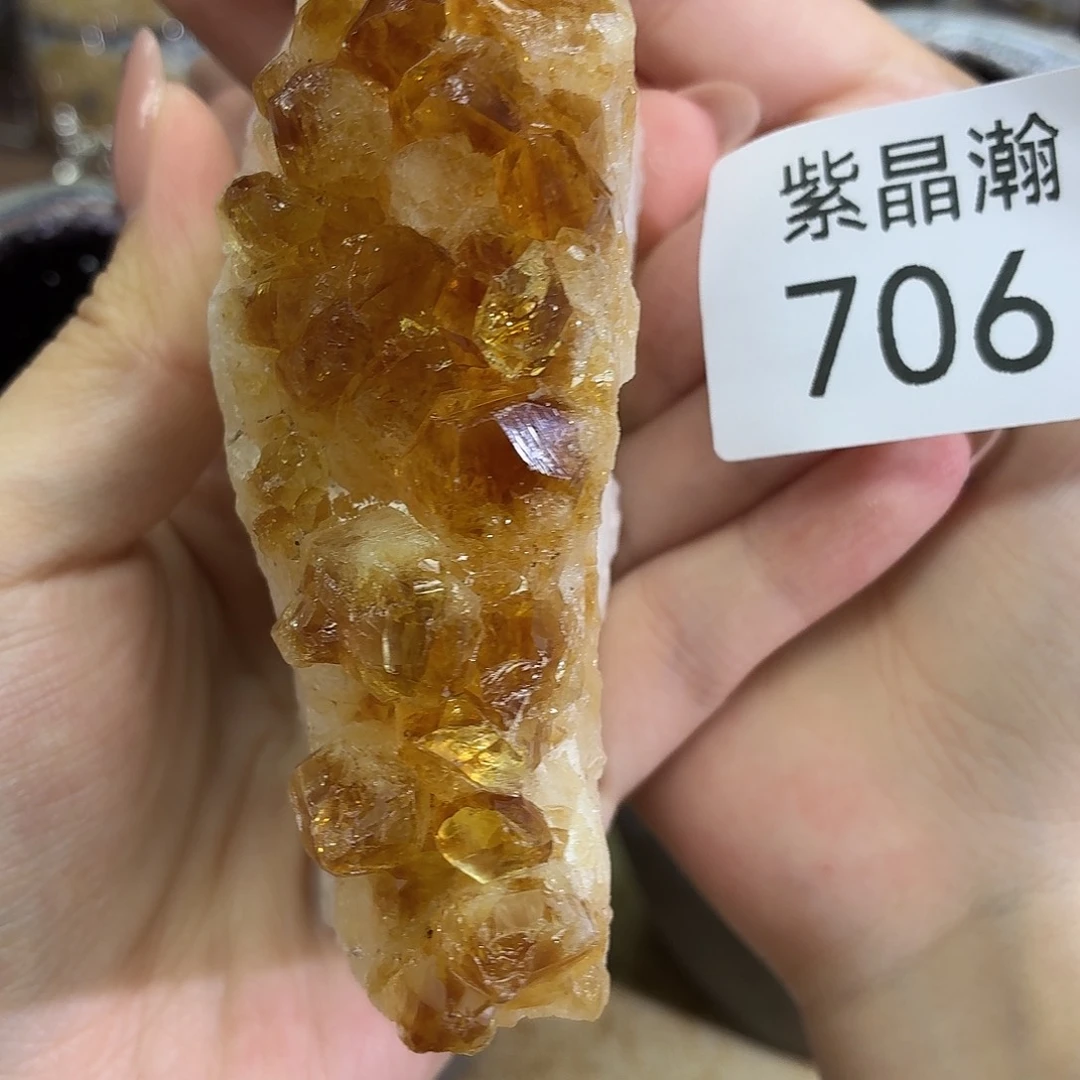 未镶嵌水晶大型摆件（非配饰）
