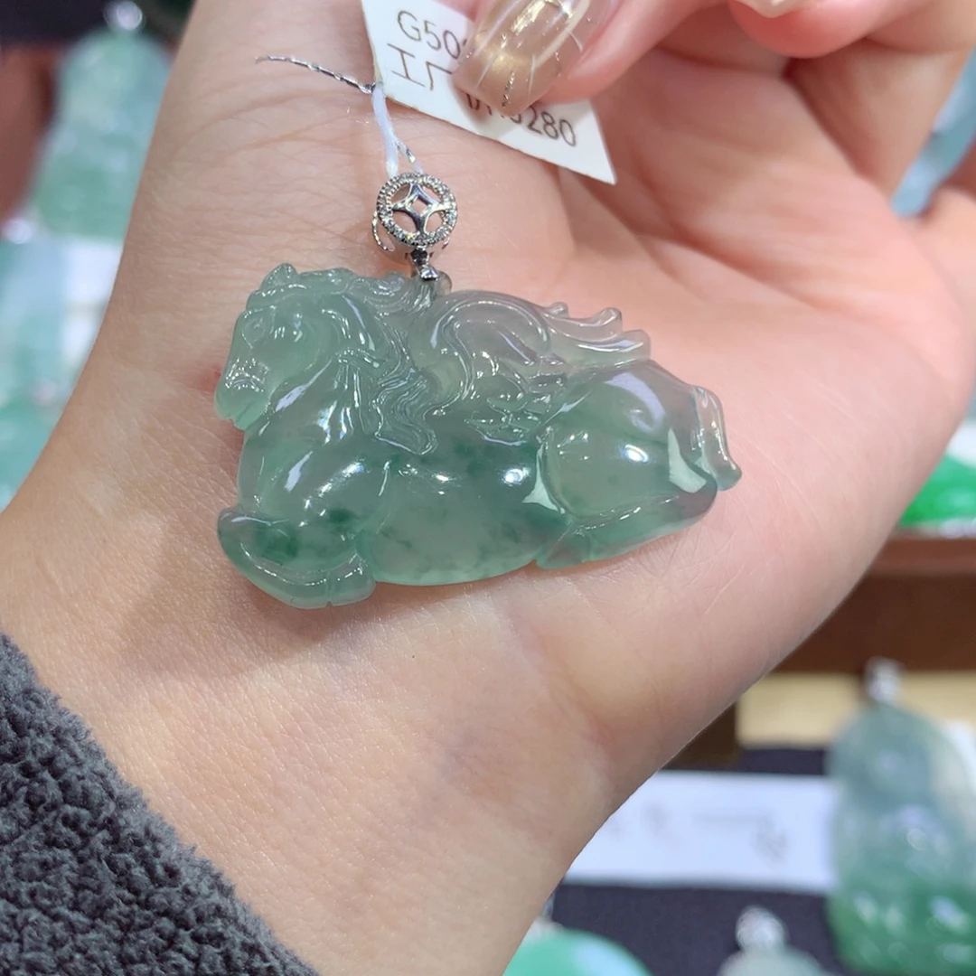 吊坠(不含链)18K金镶嵌翡翠