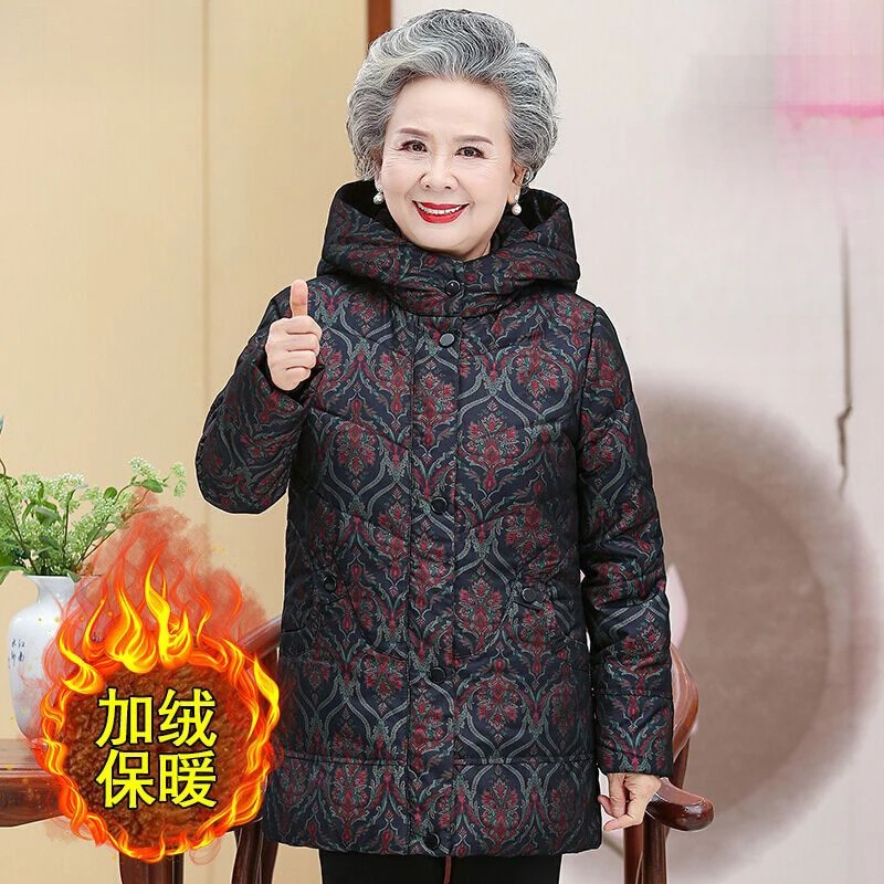 潮牌时尚老年人冬装潮流连帽奶奶棉衣加绒加厚保暖优雅端庄棉服女
