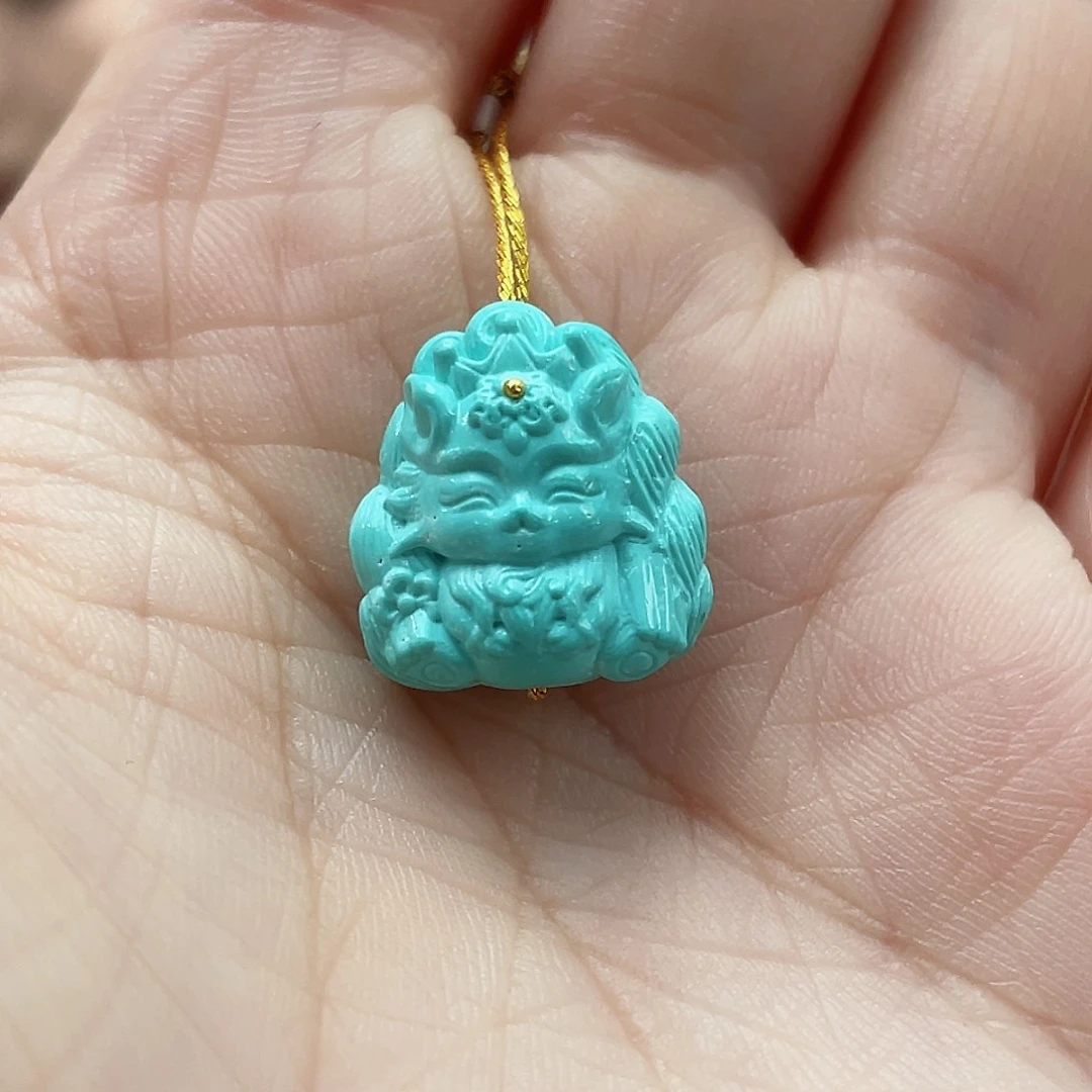 绿松石颈饰未镶嵌