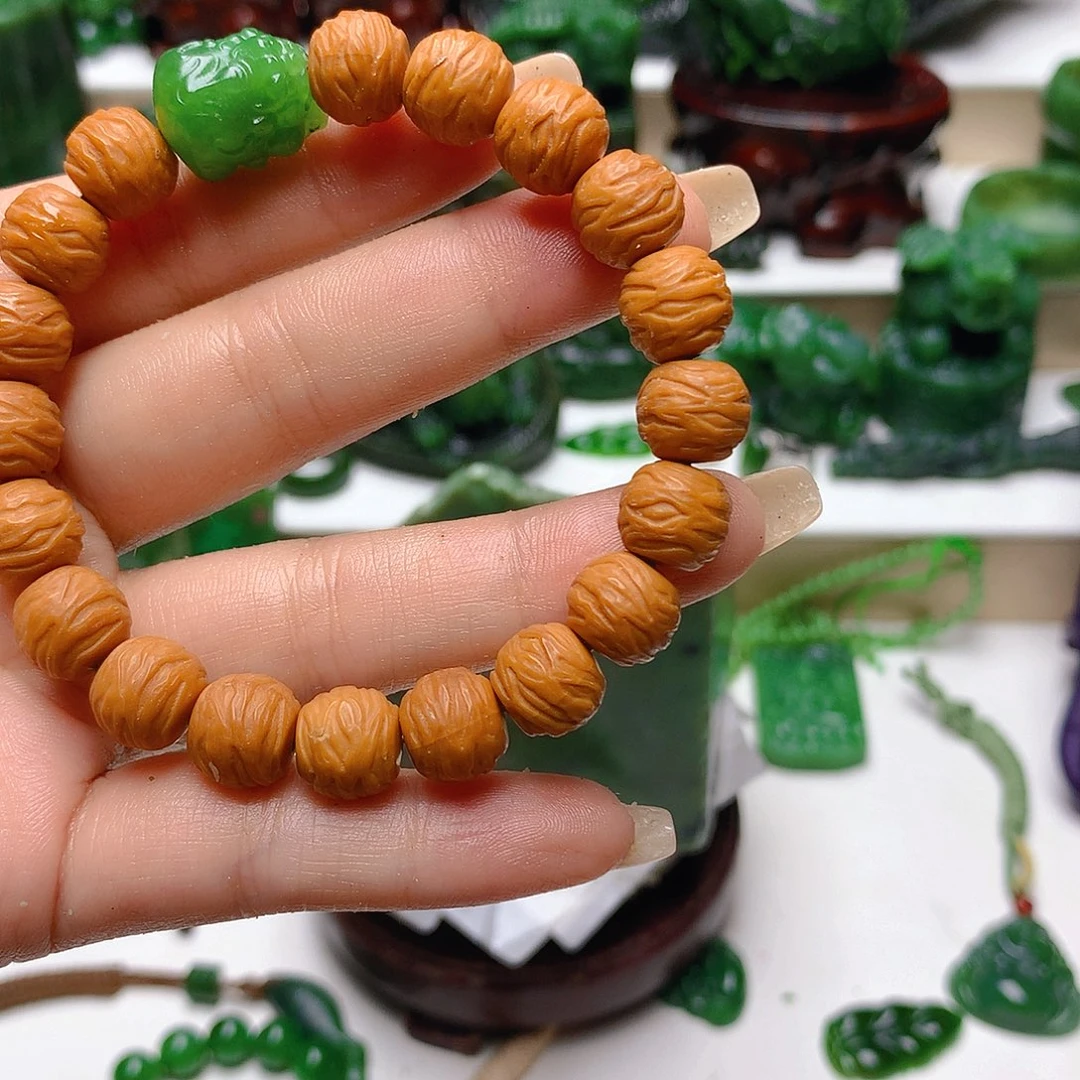 和田玉未镶嵌手串