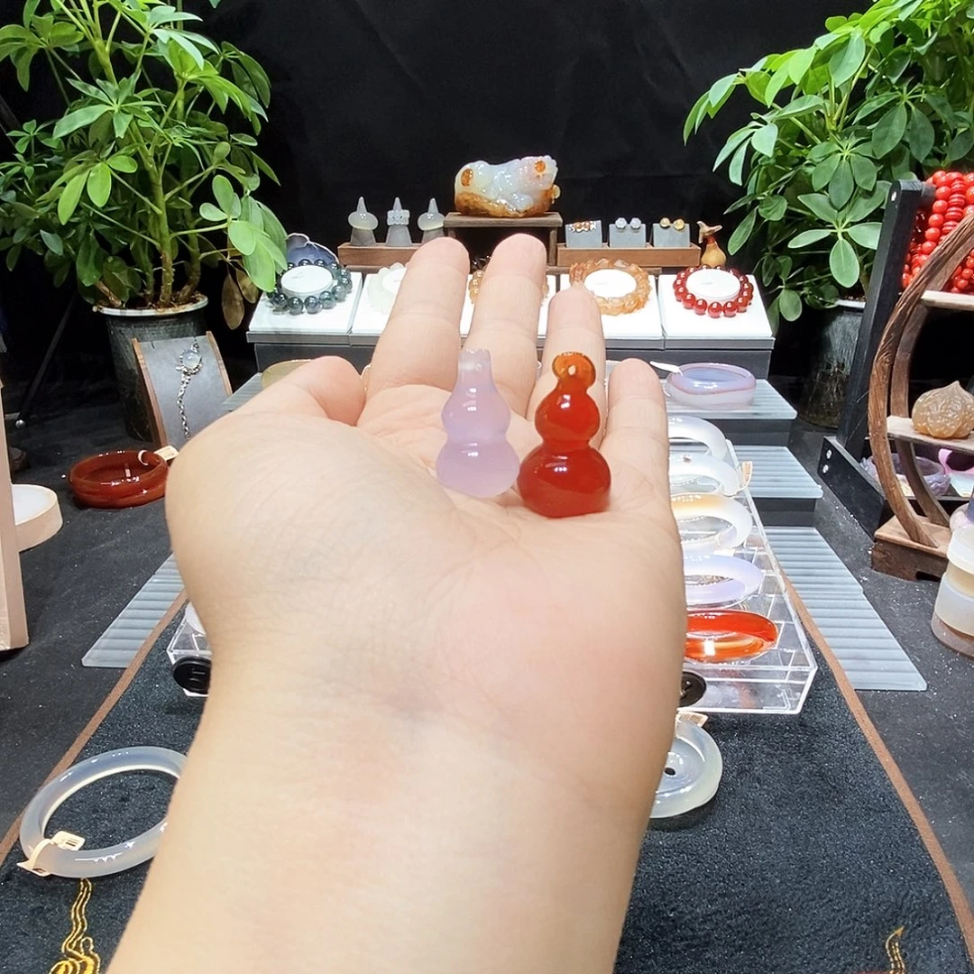 一***子未镶嵌颈饰玛瑙/玉髓