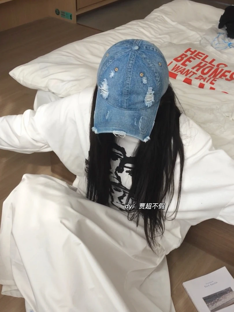 春夏新款2025方檐棒球帽鸭舌帽显脸小精致百搭破铜牛仔帽子女