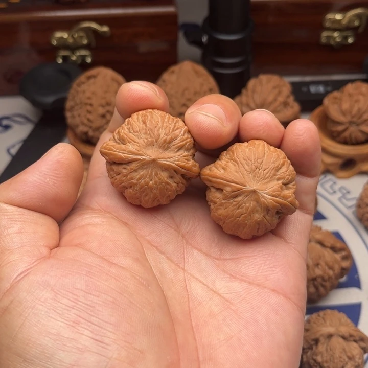 末***言37尺寸全品无瑕疵铁锤妹妹