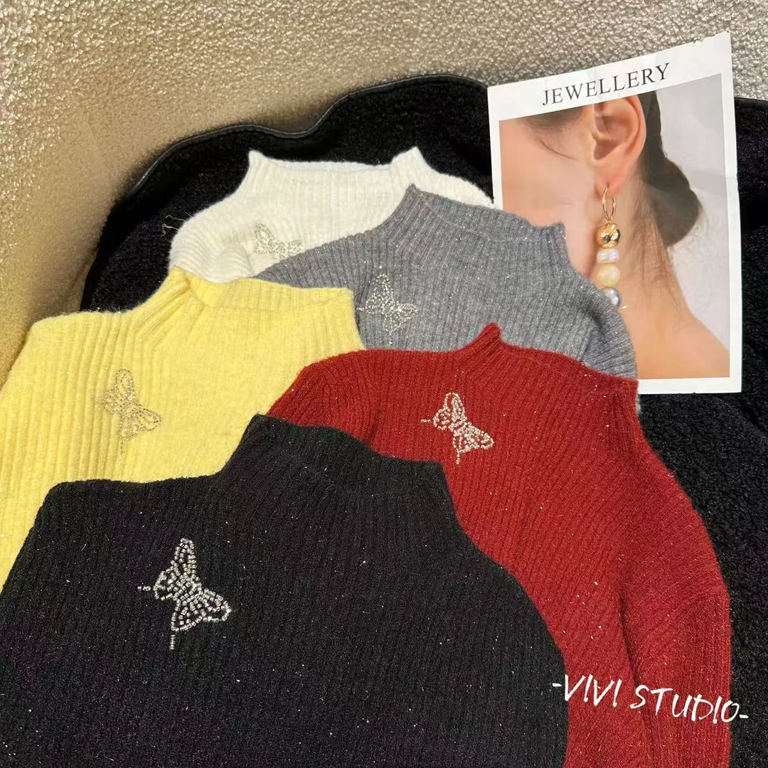 【日出告白】2024年冬季新款百搭时尚圆领蝴蝶镶钻设计款毛衣MY1590