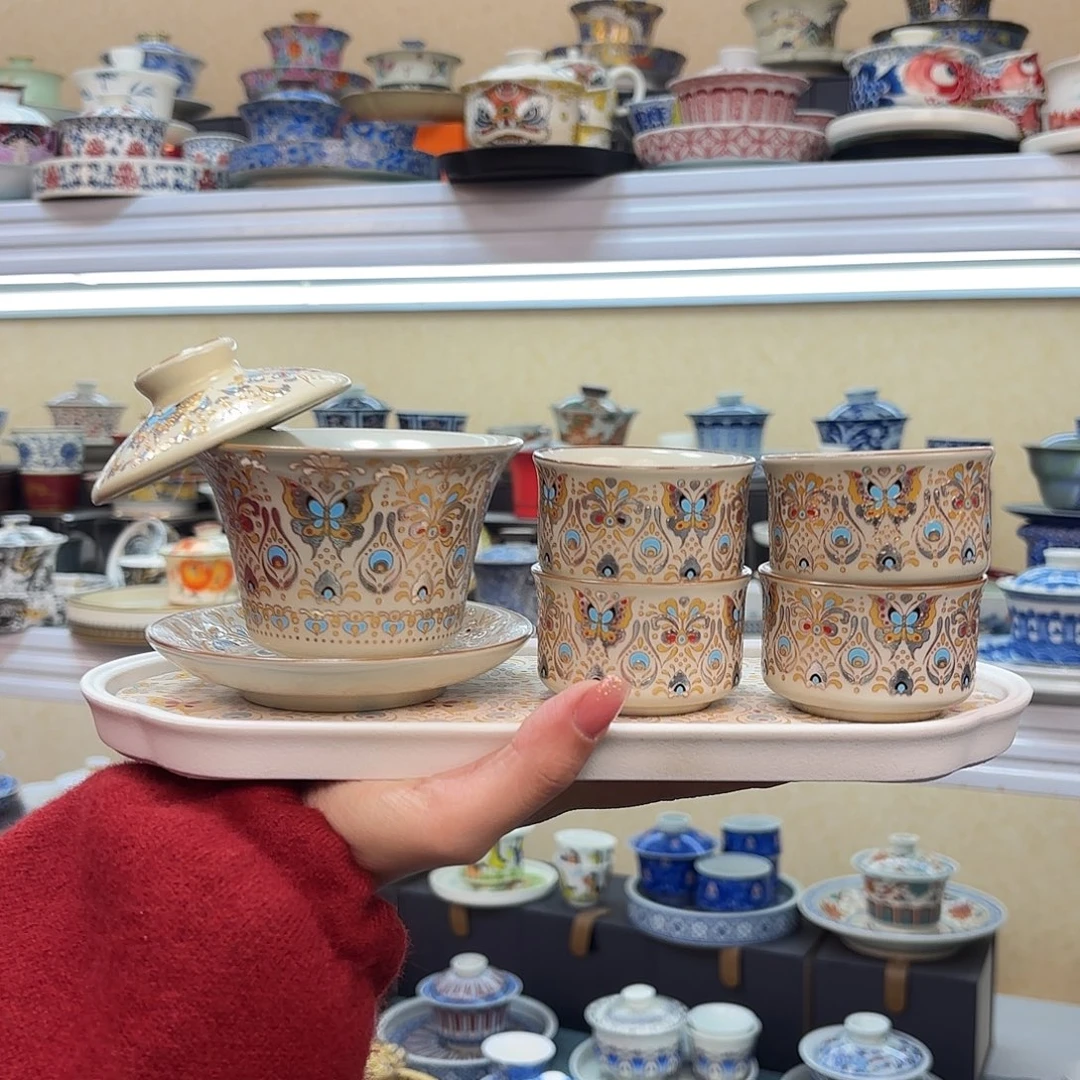 盖碗里的水煮开后倒在