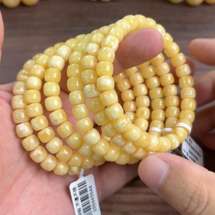 未镶嵌琥珀裸石001多样性发其一